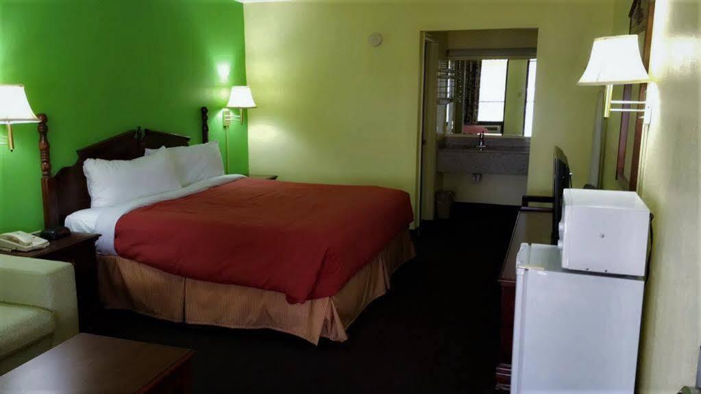 Executive Inn Scottsville Extérieur photo